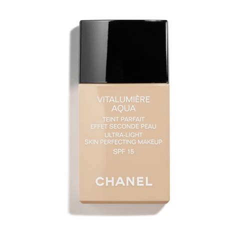 chanel aqualumiere foundation|chanel vitalumiere aqua discontinued.